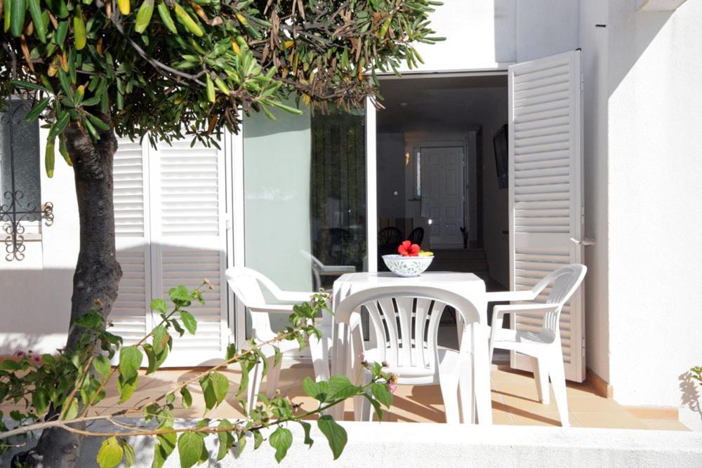 Prado Villas ヴィラモウラ 部屋 写真