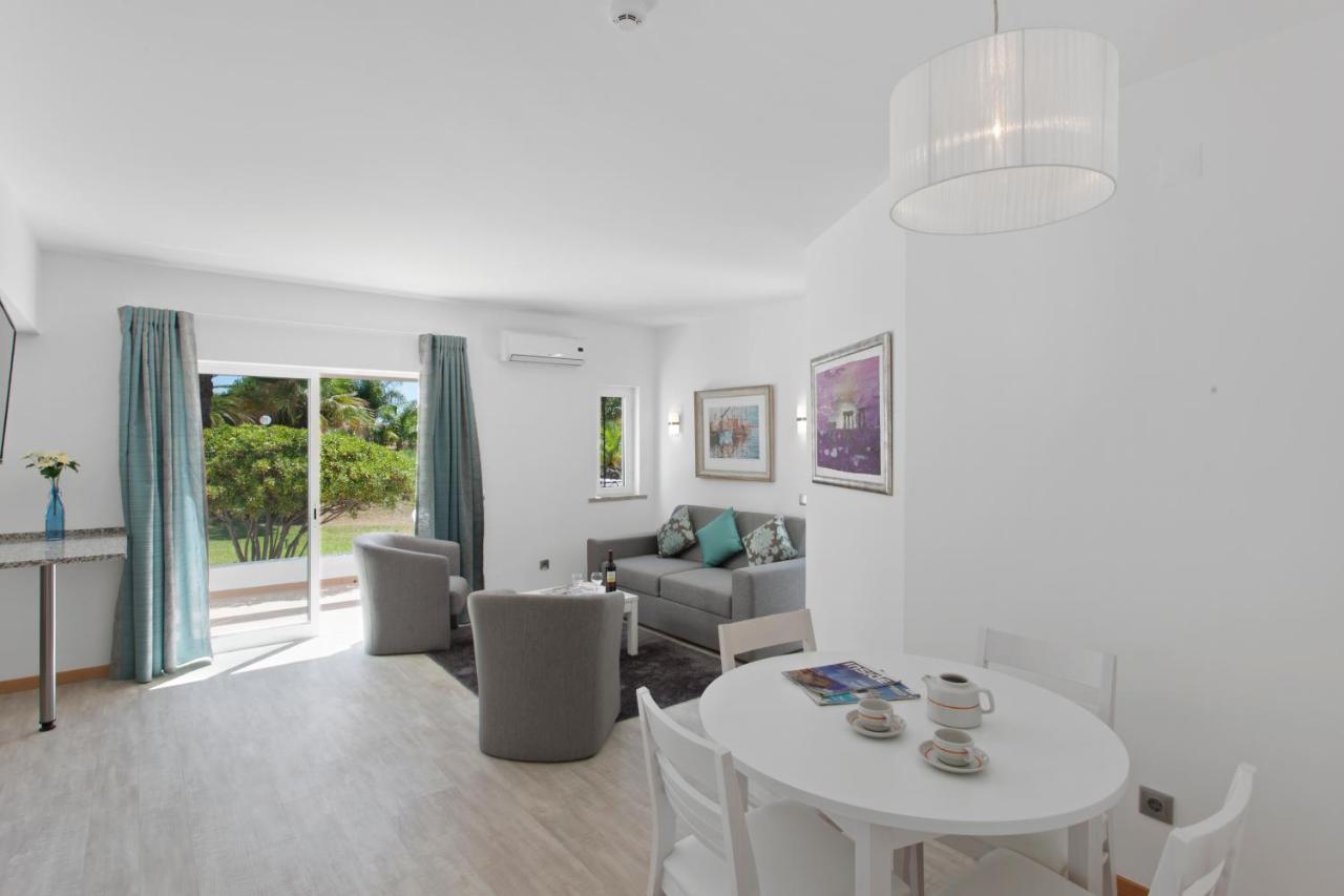 Prado Villas ヴィラモウラ エクステリア 写真