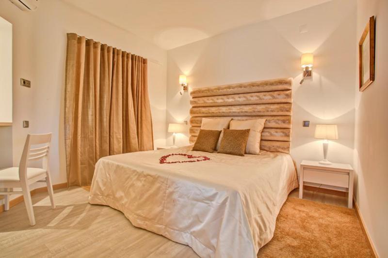 Prado Villas ヴィラモウラ エクステリア 写真