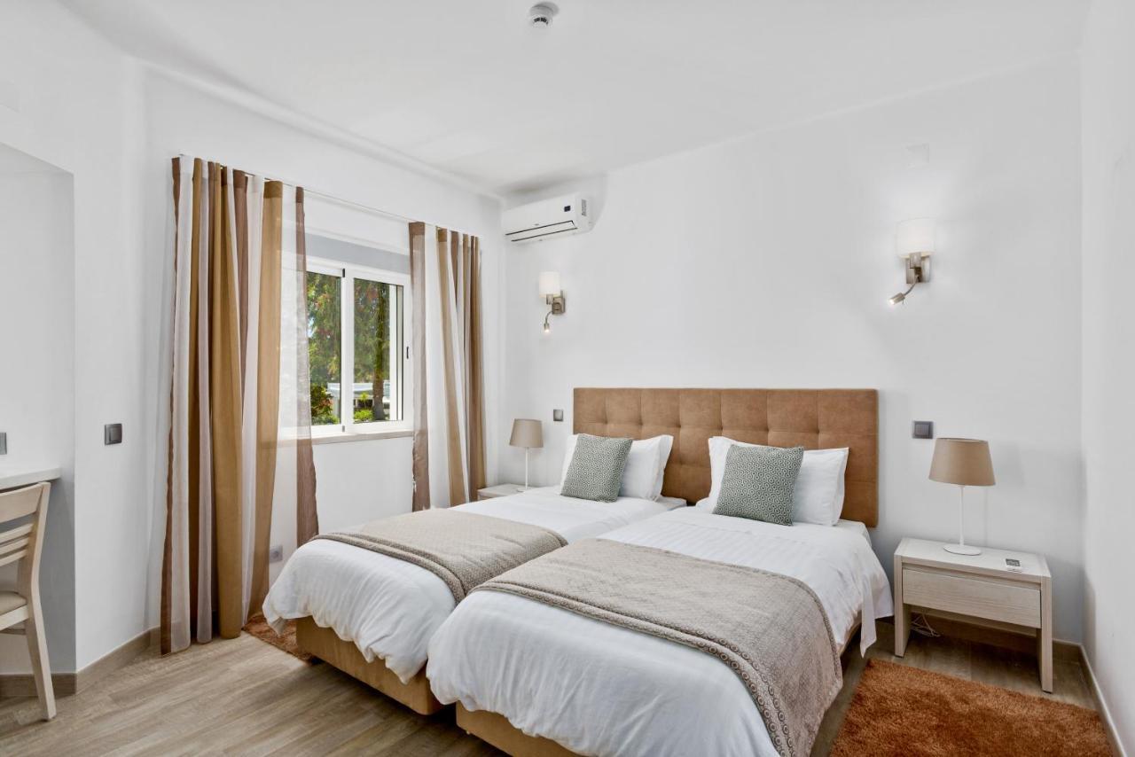 Prado Villas ヴィラモウラ エクステリア 写真